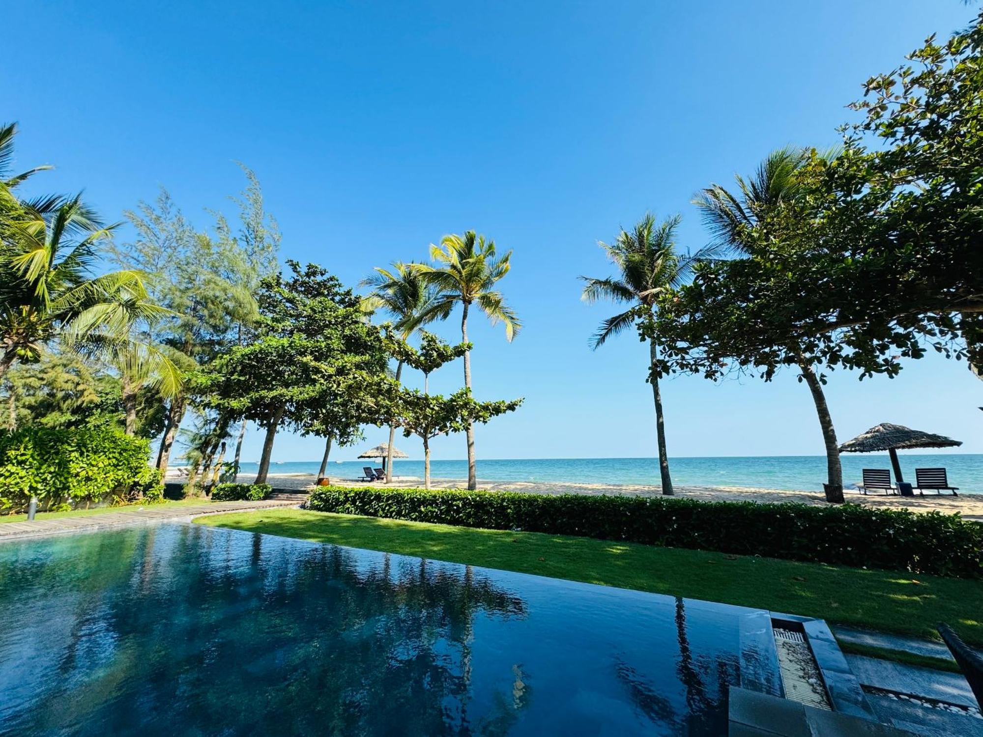 Premium Beachfront Villa 5 Bedrooms 1000M2 Sanctuary Ho Tram Resort Ll Bbq エクステリア 写真